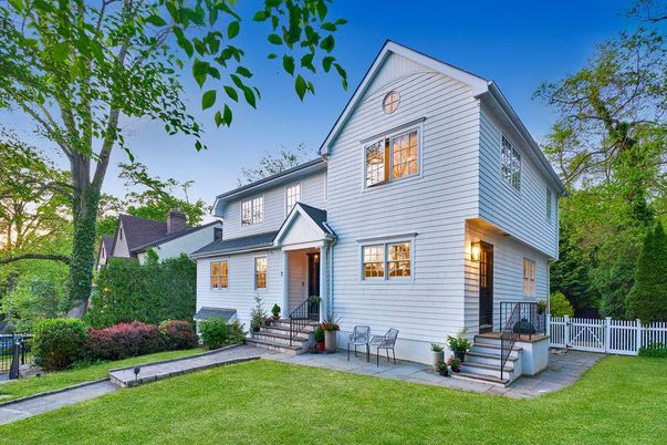 Backyard, Exterior, Facade, Farmhouse