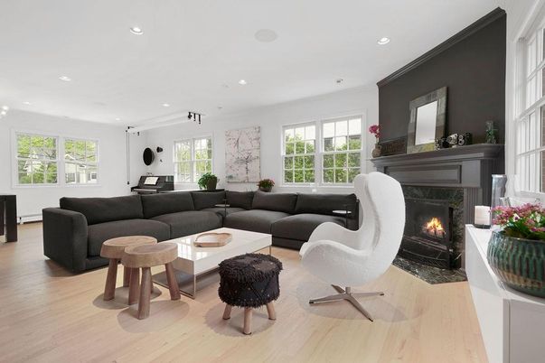 Fireplace, Interior, Living room, Piano, Recessed Lighting, Wood Texture Flooring