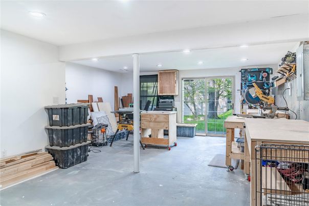 Interior, Recessed Lighting