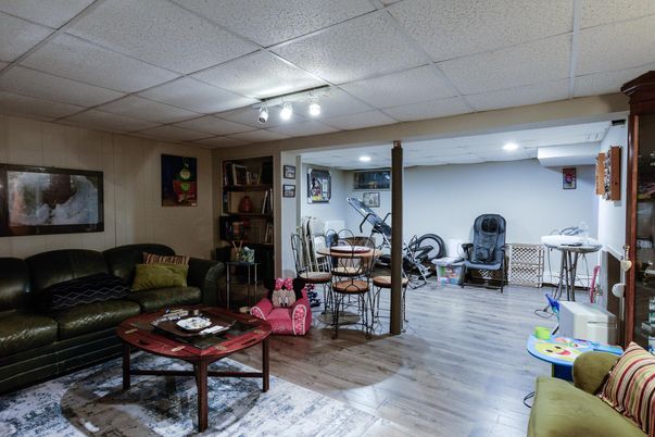 Dining room, Interior, Living room, Recessed Lighting, Wood Texture Flooring