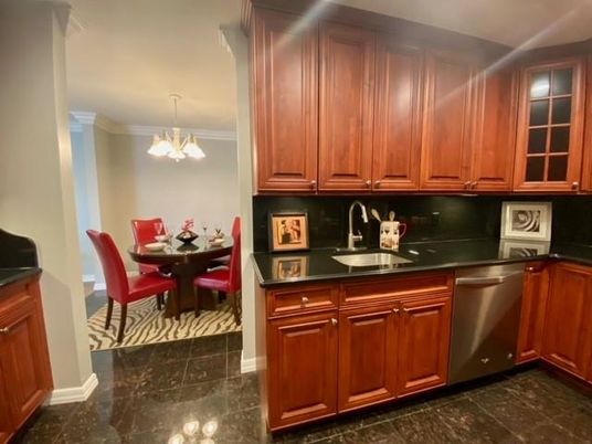 Chandelier, Dining room, Interior, Kitchen, Pendant Lights