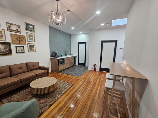 Interior, Living room, Pendant Lights, Recessed Lighting, Wood Texture Flooring