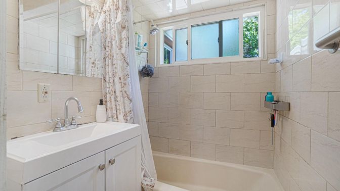 Bathroom, Interior, Marble Walls