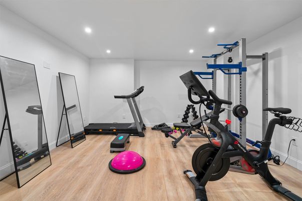 Fitness Equipment, Interior, Recessed Lighting, Wood Texture Flooring