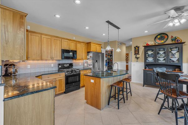 Interior, Kitchen, Pendant Lights, Recessed Lighting