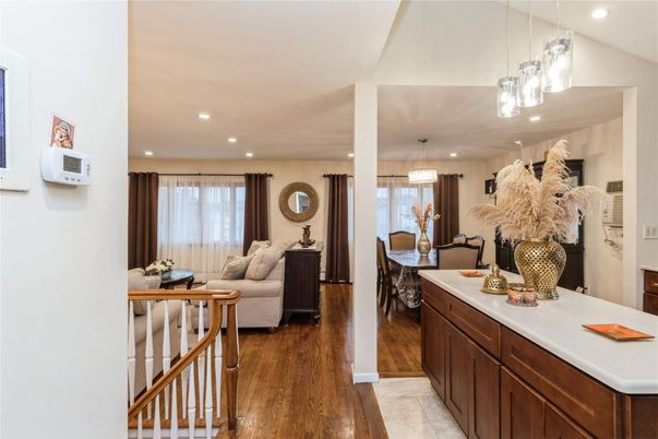 Dining room, Interior, Living room, Pendant Lights, Recessed Lighting, Wood Texture Flooring