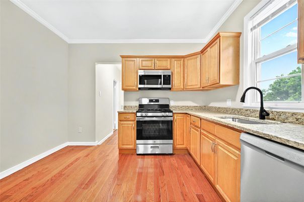 Interior, Kitchen, Stainless Steel Appliances, Wood Texture Flooring