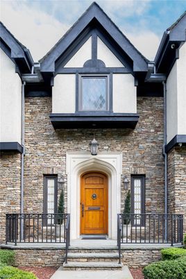 Exterior, Facade, Brick Facade, Brick Traditional