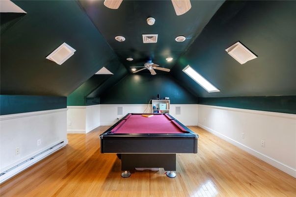 Billiard Table, Game Room, Interior, Wood Texture Flooring
