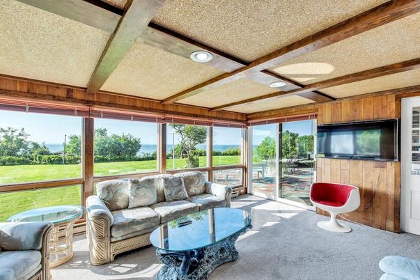 Interior, Living room, Recessed Lighting, Sun Room, Water, Wooden Beams, Wooden Walls