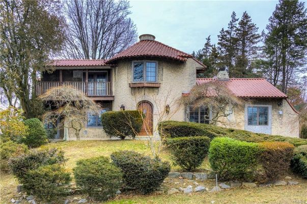 Backyard, Exterior, Facade, Mediterranean
