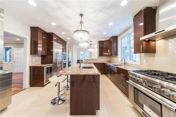 Chandelier, Interior, Kitchen, Recessed Lighting, Stainless Steel Appliances