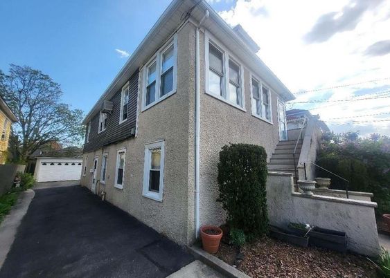 Detached Garage, Exterior