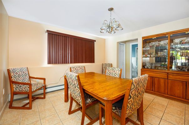 Chandelier, Dining room, Interior