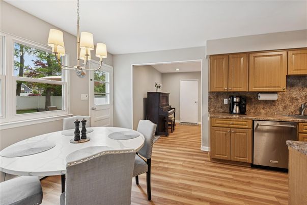 Chandelier, Dining room, Interior, Kitchen, Recessed Lighting, Wood Texture Flooring