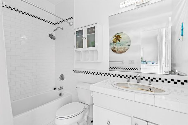 Bathroom, Interior, Tile Countertops