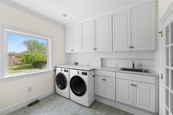 Interior, Recessed Lighting, Washer