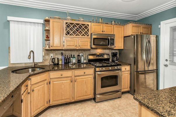 Interior, Kitchen, Stainless Steel Appliances