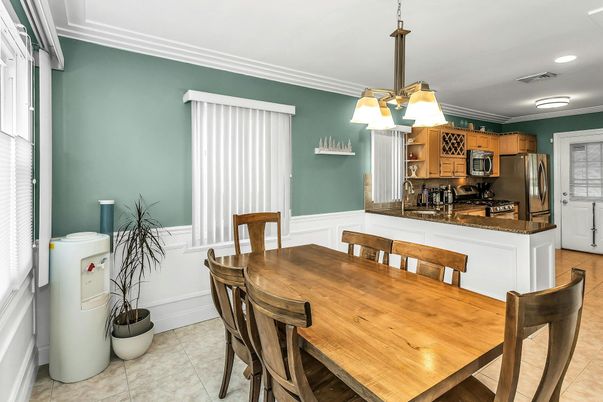 Dining room, Interior, Kitchen, Pendant Lights, Recessed Lighting
