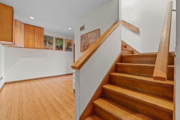 Interior, Recessed Lighting, Wood Texture Flooring