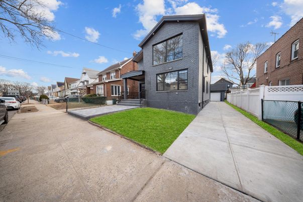 Exterior, Facade, Brick Facade, Tudor Revival