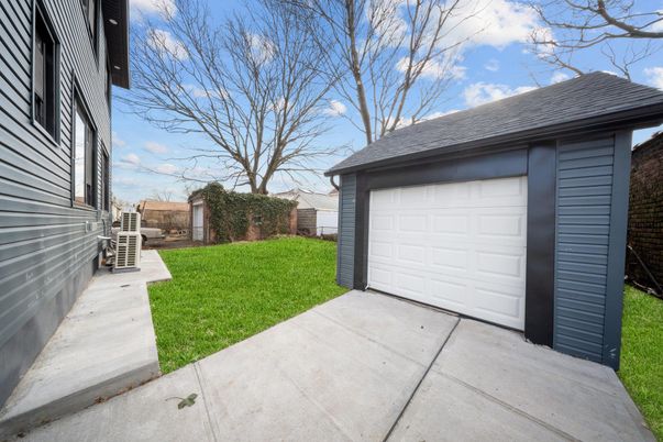 Backyard, Detached Garage, Exterior