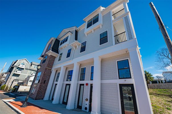 Exterior, Facade, Brick Facade, Rowhouse