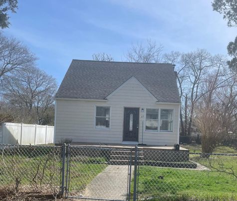 Backyard, Exterior, Facade, Cape Cod