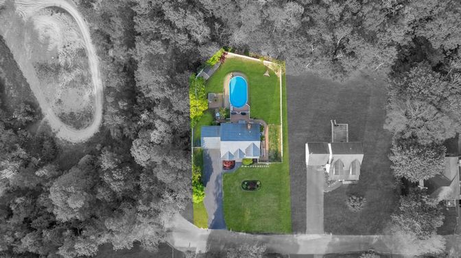 Exterior, Drone