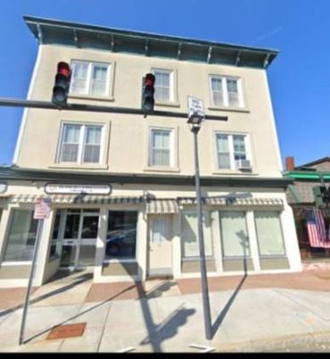 Exterior, Facade, Rowhouse