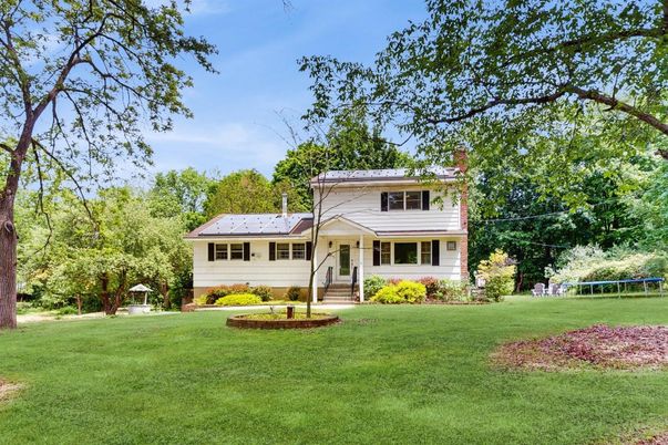 Backyard, Exterior, Facade, Solar Panels, Split Level