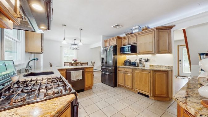 Dining room, Interior, Kitchen, Pendant Lights
