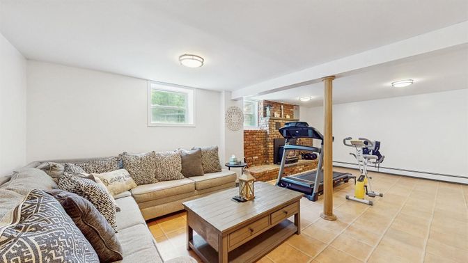 Fitness Equipment, Interior, Living room