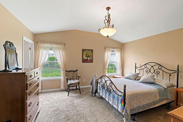 Bedroom, Interior, Pendant Lights