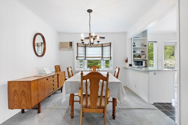 Chandelier, Dining room, Interior