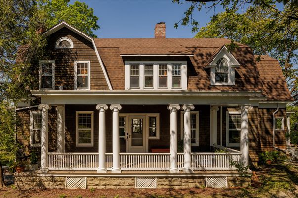 Exterior, Facade, Cape Cod