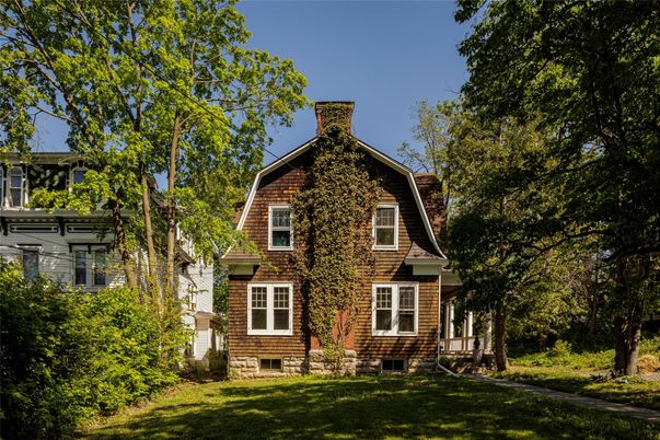 Exterior, Facade, Brick Facade, Queen Anne Victorian