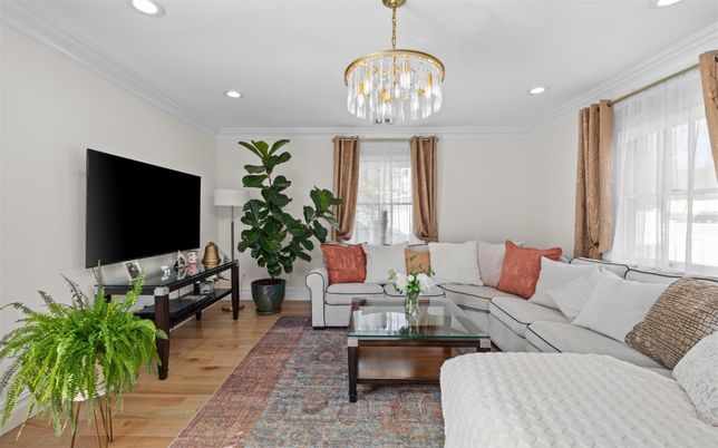 Chandelier, Interior, Living room, Recessed Lighting, Wood Texture Flooring