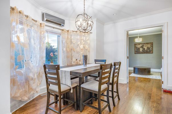Chandelier, Dining room, Interior, Pendant Lights, Recessed Lighting, Wood Texture Flooring