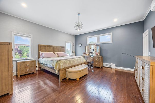 Bedroom, Interior, Pendant Lights, Recessed Lighting, Wood Texture Flooring