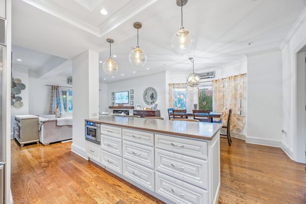 Dining room, Interior, Living room, Pendant Lights, Recessed Lighting, Wood Texture Flooring