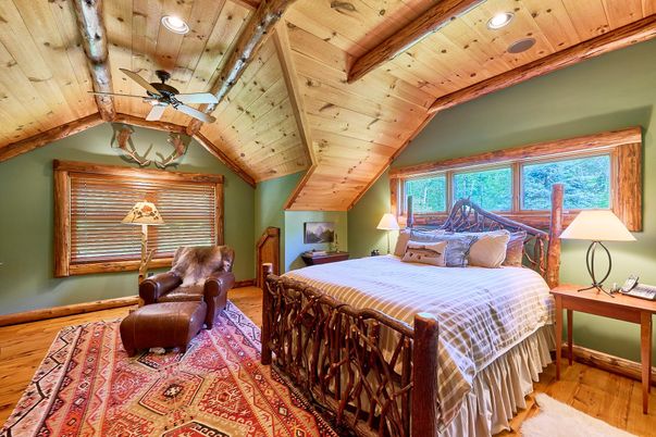 Bedroom, Interior, Recessed Lighting, Wooden Beams, Wooden Ceilings, Wood Texture Flooring