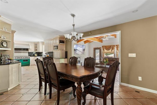 Chandelier, Dining room, Interior, Kitchen