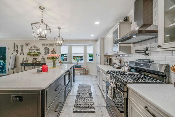 Interior, Kitchen, Pendant Lights, Recessed Lighting