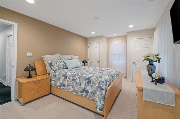 Bedroom, Interior, Recessed Lighting