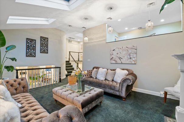 Interior, Living room, Pendant Lights, Recessed Lighting
