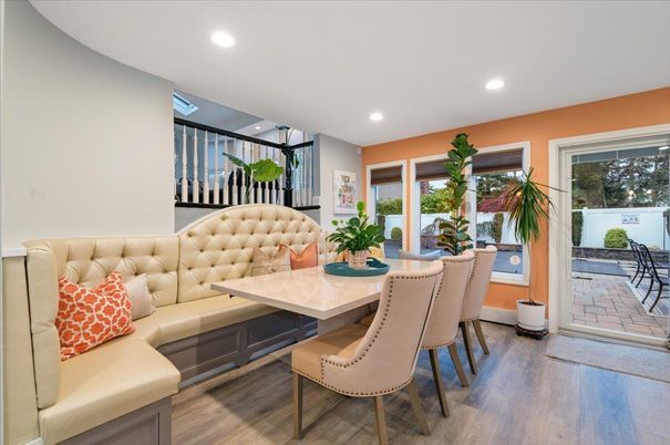 Dining room, Interior, Living room, Recessed Lighting, Wood Texture Flooring