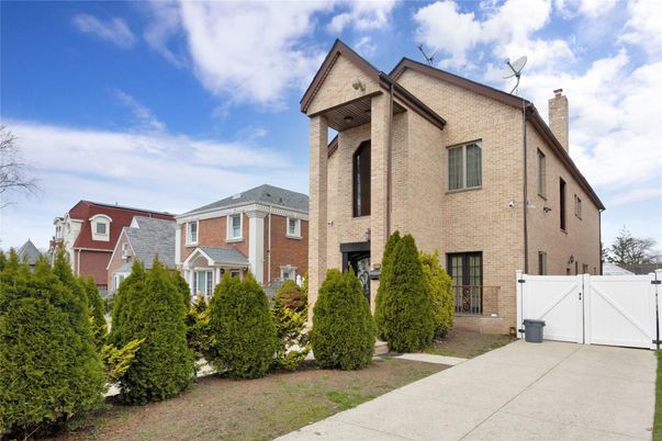 Exterior, Facade, Brick Facade, Tudor Revival