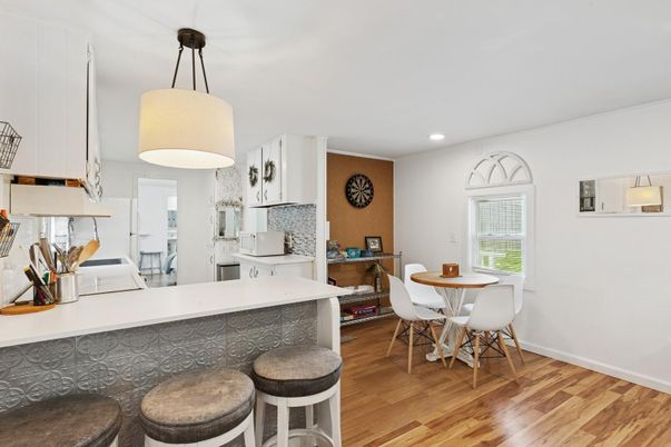 Dining room, Interior, Kitchen, Recessed Lighting, Wood Texture Flooring