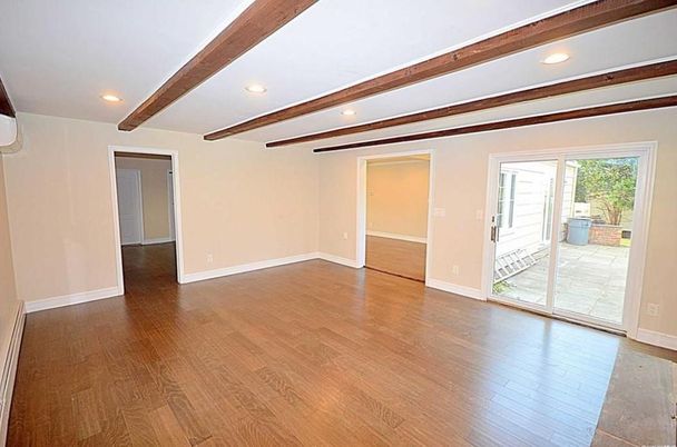 Empty room, Interior, Recessed Lighting, Wooden Beams, Wood Texture Flooring